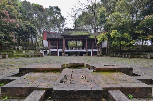 青石山一日游（神龙山上朝圣道）(13)