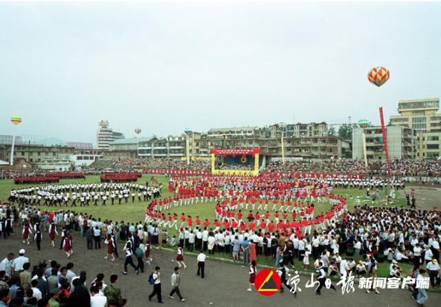 凉山火把节是几月几号2022（火把节三个时代的节日演变）(23)