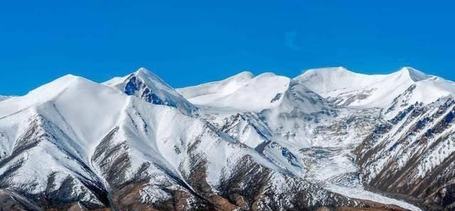 寒远的寓意，诗句“昆仑之高有积雪，蓬莱之远常遗寒”的意思及全文赏析？图3