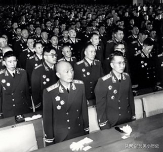 ​他是解放军副兵团级干部，55年大授衔时，因何仅被授大校军衔？