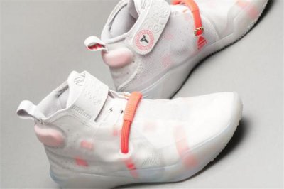 ​nike kobe ad nxt ff开箱测评-kobe ad nxt ff值得入手吗