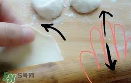 饺子皮怎么做又软和又筋?饺子皮怎么做不容易破?