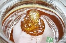 蜂蜜可以用冷水冲吗?冷水冲蜂蜜好吗