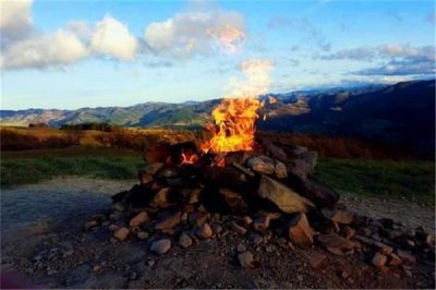 ​全世界最小的火山，布斯卡火山高仅1.2米