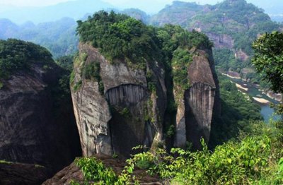 ​南平旅游必去十大景点 五夷湘江名苑榜上有名 排在第一位的是武夷山风景名胜区