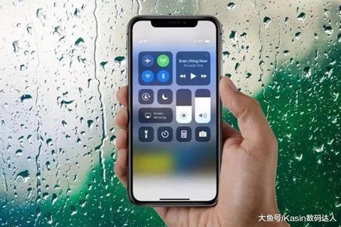 再过两年, iPhone X有可能降价到三千块吗?