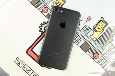 ​再过两年, iPhone X有可能降价到三千块吗?