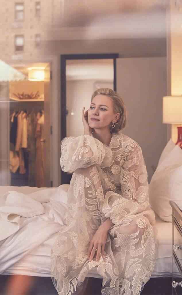 Naomi Watts for emmy Magazine. 娜奥米·沃茨 50岁依旧如此优雅动人