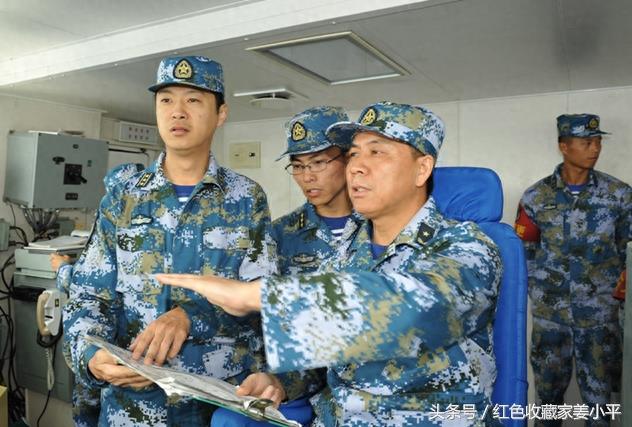 李晓岩,海军首批飞行员舰长,曾指挥海军编队，首次穿越麦哲伦海峡