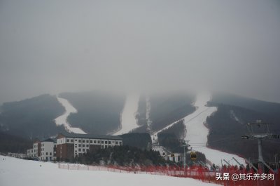 ​赤峰市美林谷滑雪场