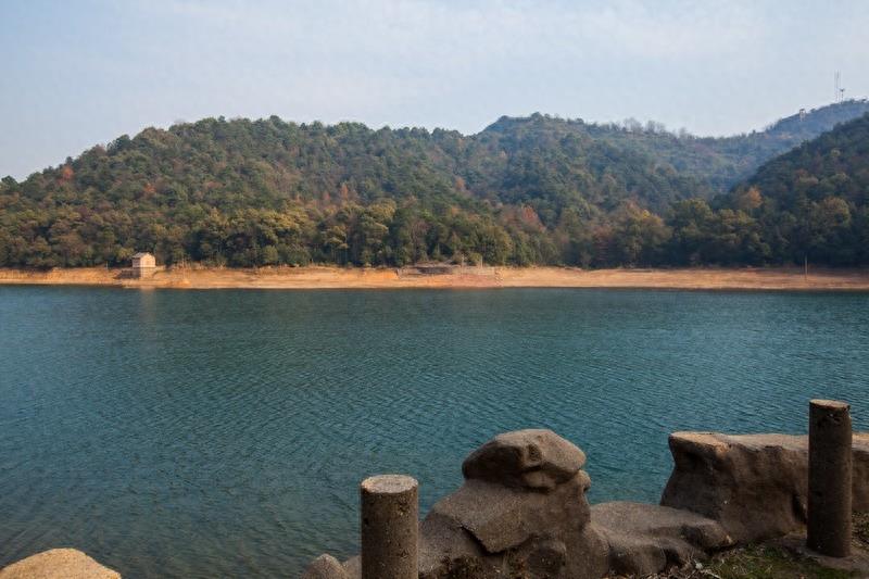 石燕湖，湖南省首家野生动物园，长沙人最受欢迎的十佳旅游景区