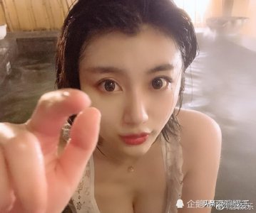 ​SNH48成员微博晒泳装，网友直呼福利，美若天仙